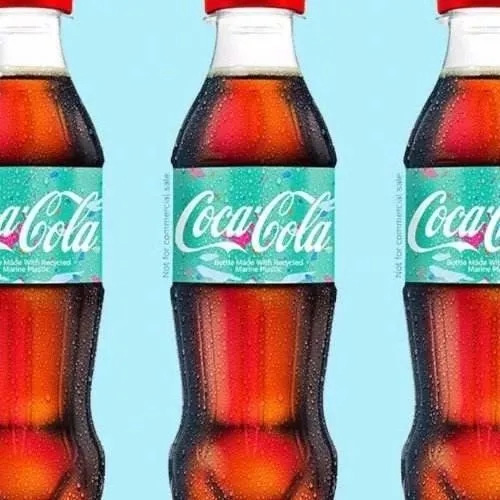 'S Werelds eerste Coca-Cola lanceerde de plastic gerecyclede fles uit oceaanafval